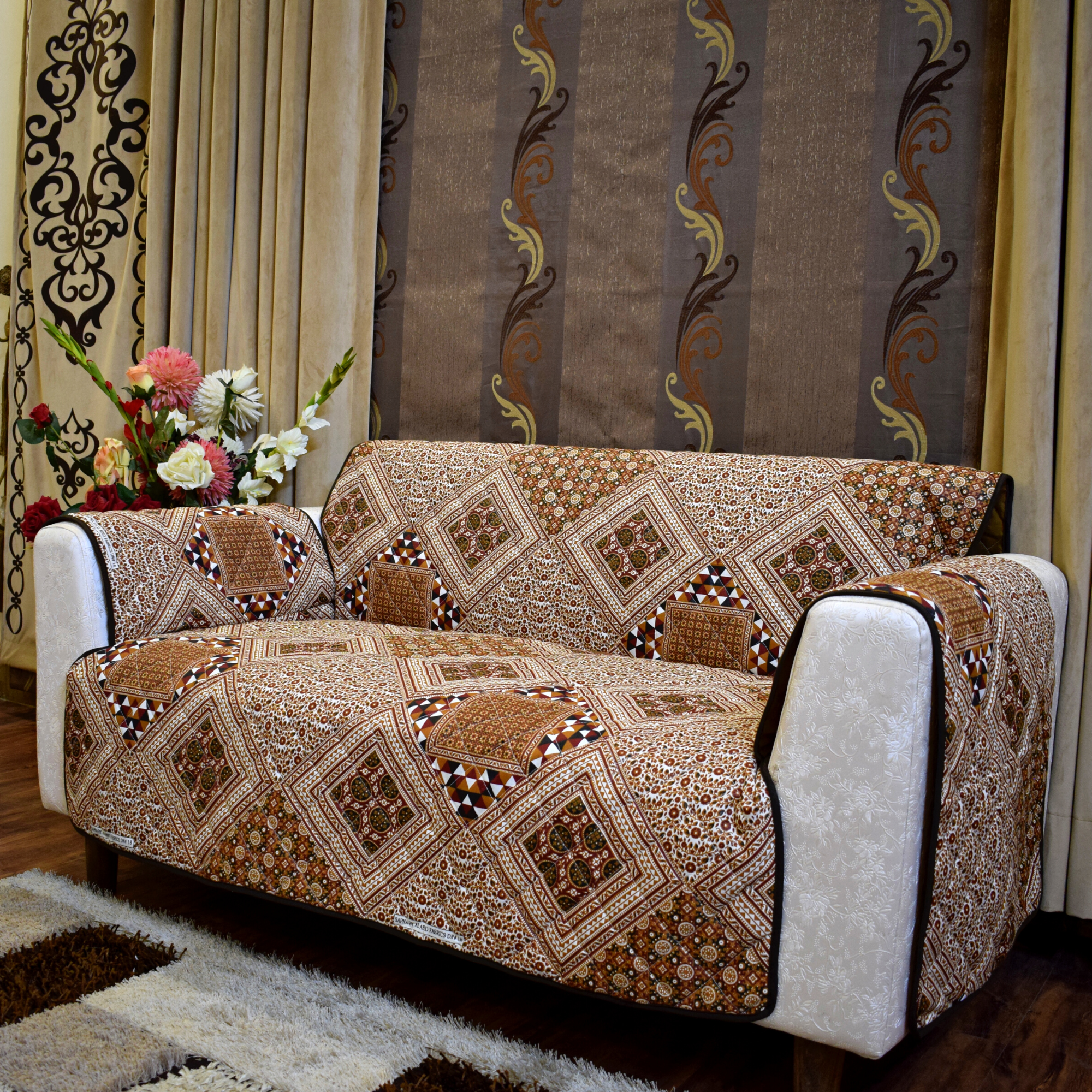 Pattern Printed Reversible Sofa Cover